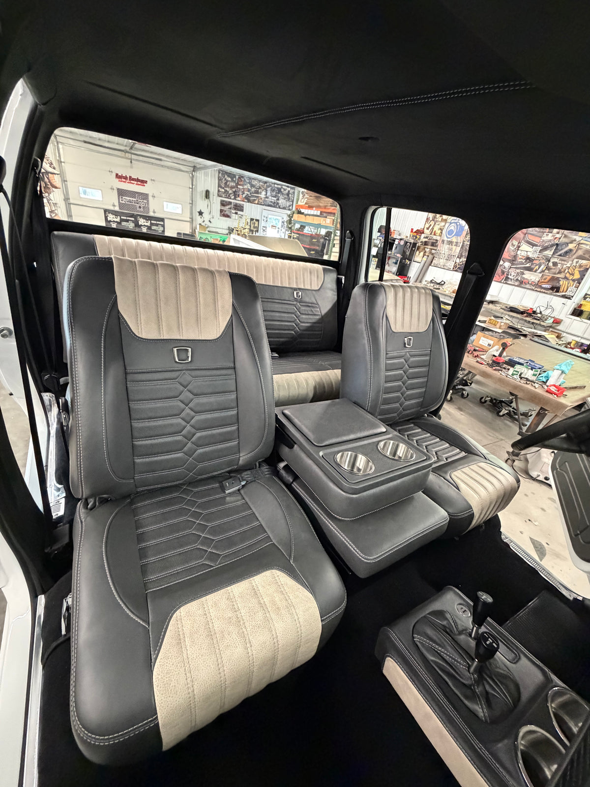Legacy Series TriMax seating system, black and cream hex-stitched inserts