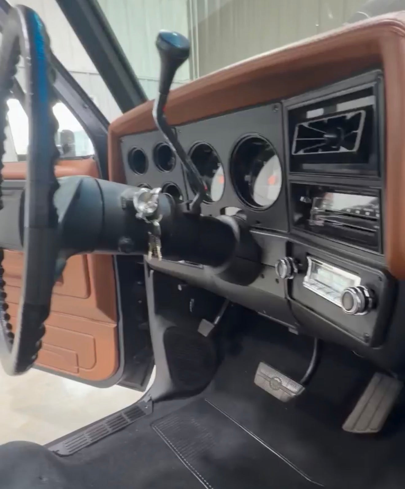 Custom Kick Panels (73-87/91 GM Truck)