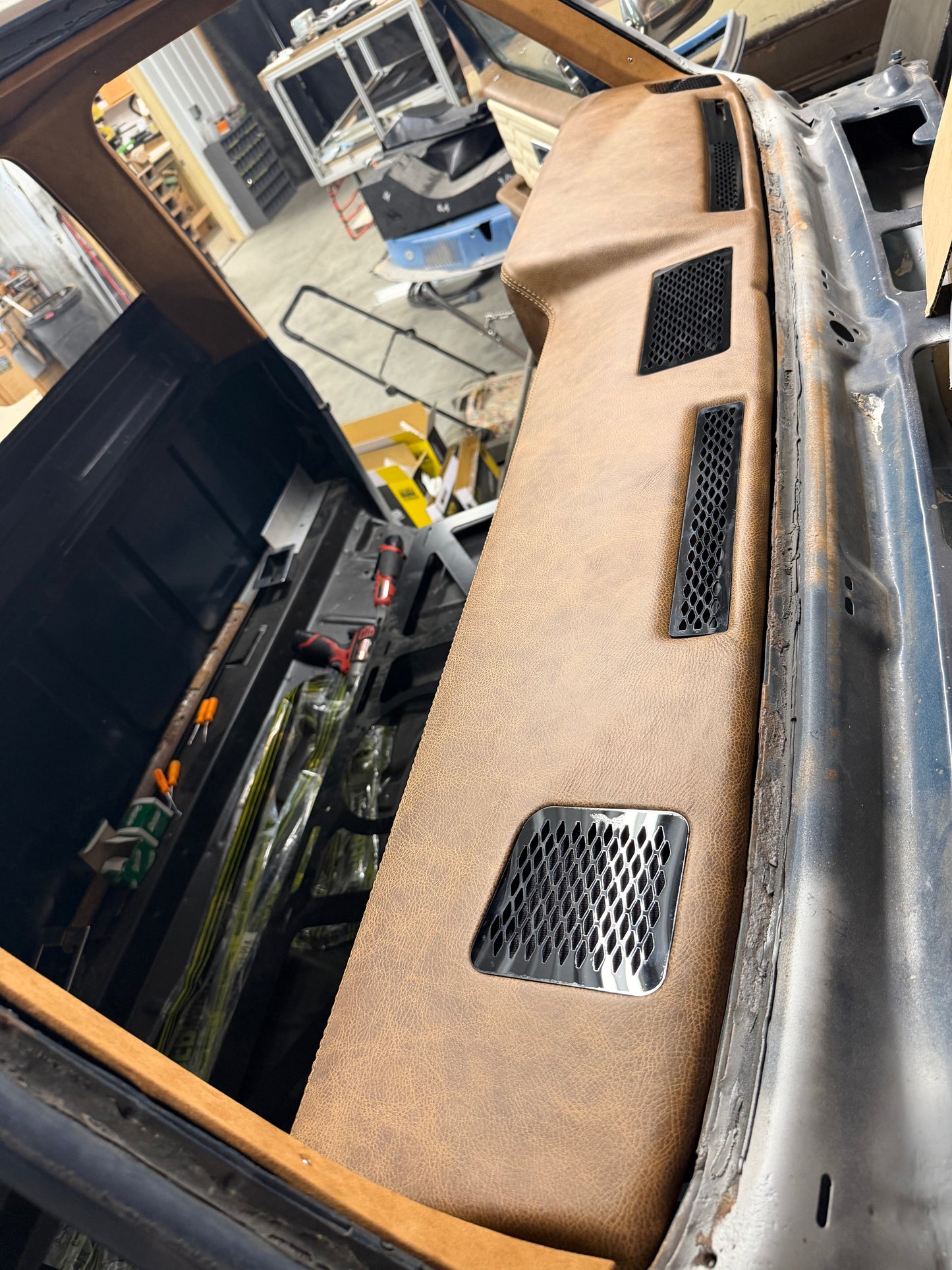 Square Body Leather Wrapped Dash